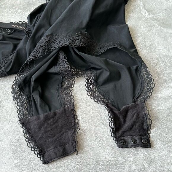 Calvin Klein Black Lace Bodysuit Sz S - Picture 6 of 7